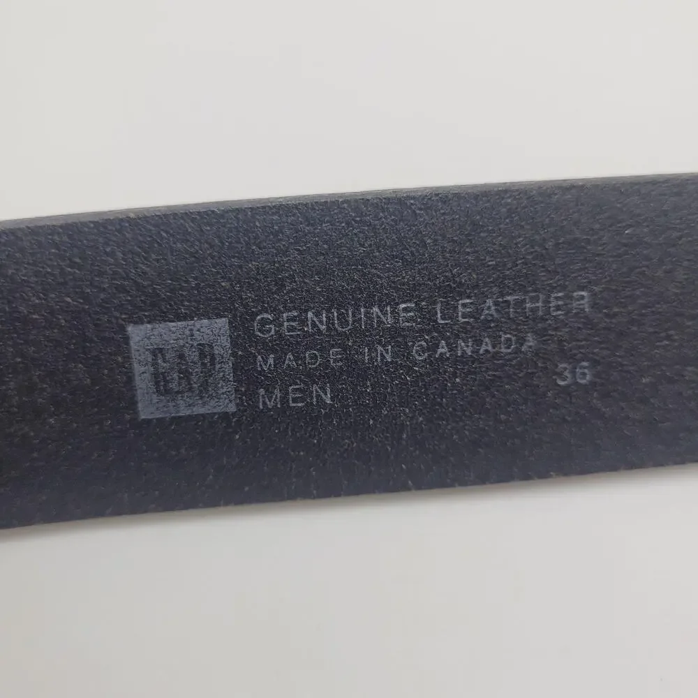 Gap Belt Mens 36 Black Leather Casual Minimalist Everyday Classic Silver Buckle